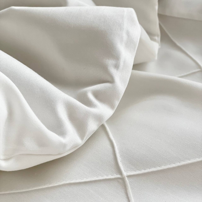 Set lenjerie de schimb pentru patut bebe din 3 piese Velvet Milky